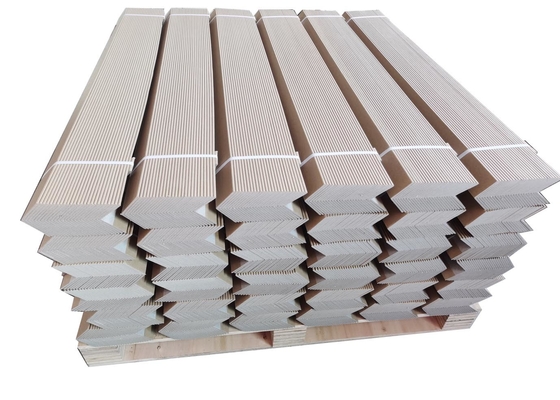 Bruine Kartondocument de Hoekwacht Pallet Side van de Randbeschermer